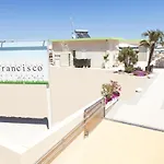 San Francisco Hotel 2*