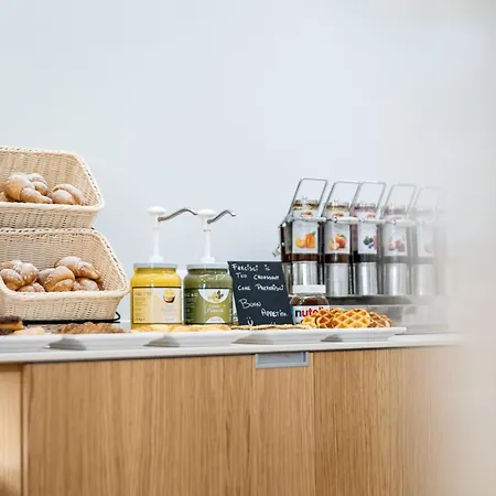 San Francisco Hotel 2*