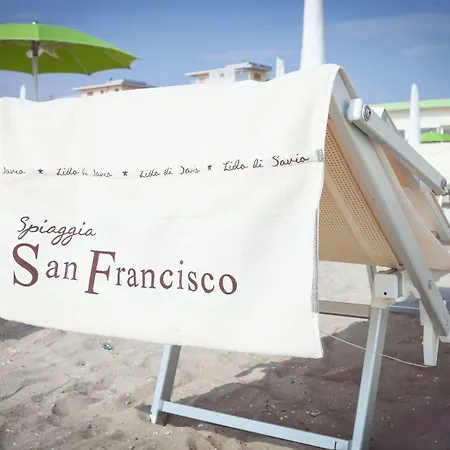 San Francisco Hotel 2*