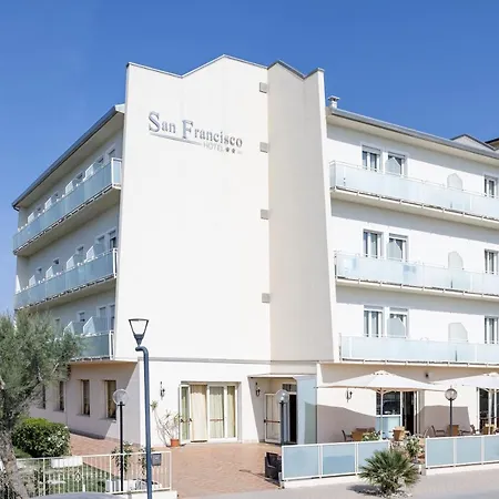 San Francisco Hotel 2*