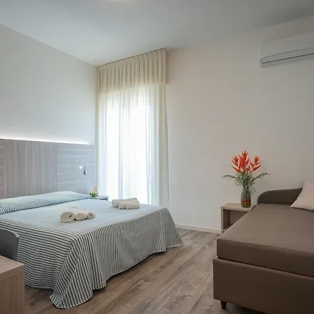 San Francisco Hotel 2*