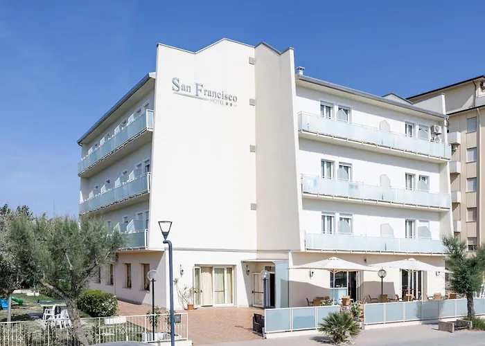 San Francisco Hotel 2*